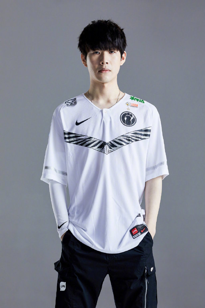 上占据了压 上占据了压