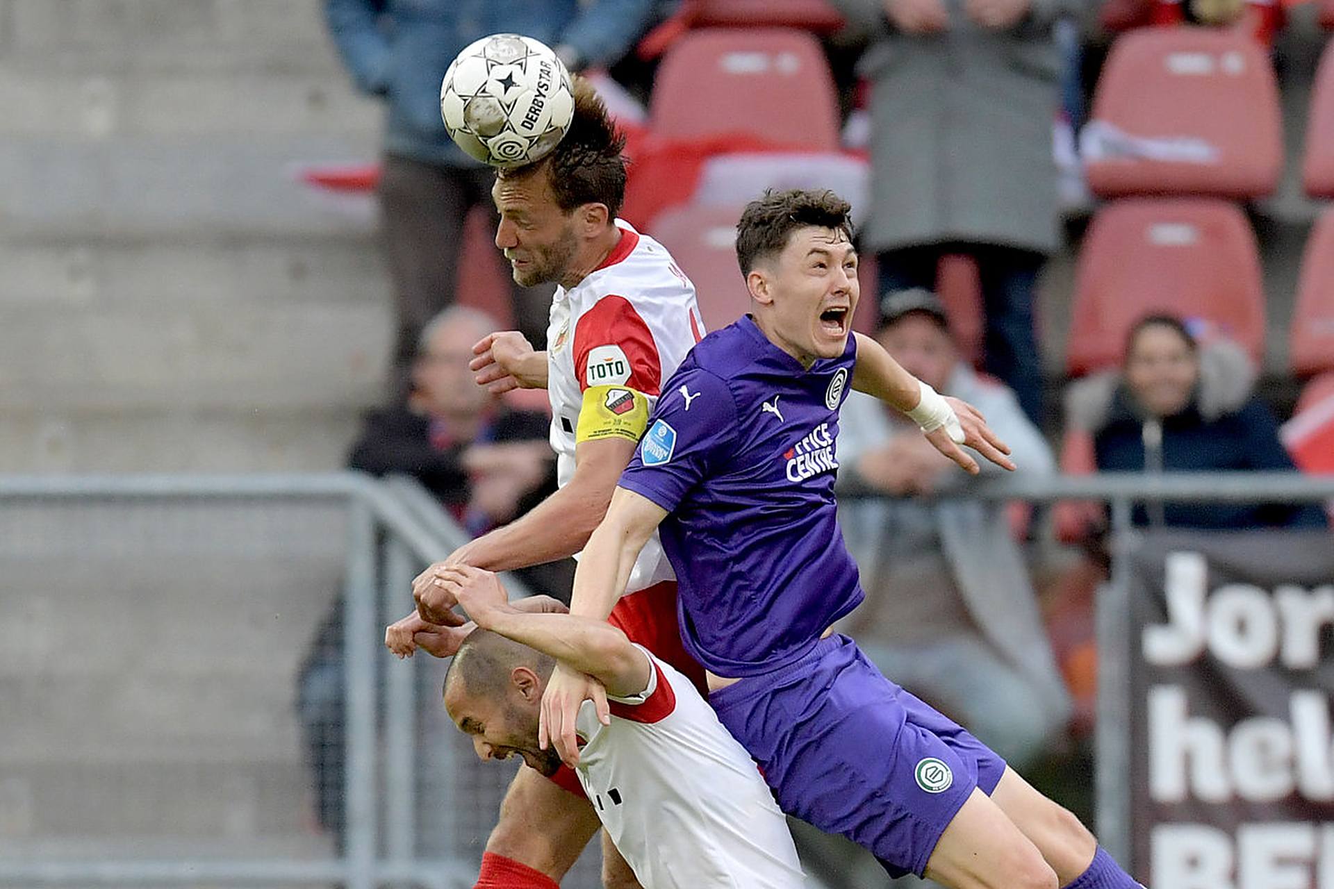 次的合作 次的合作